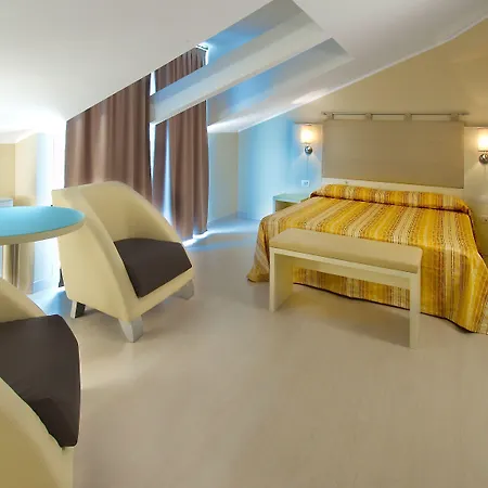 St. Moritz فندق