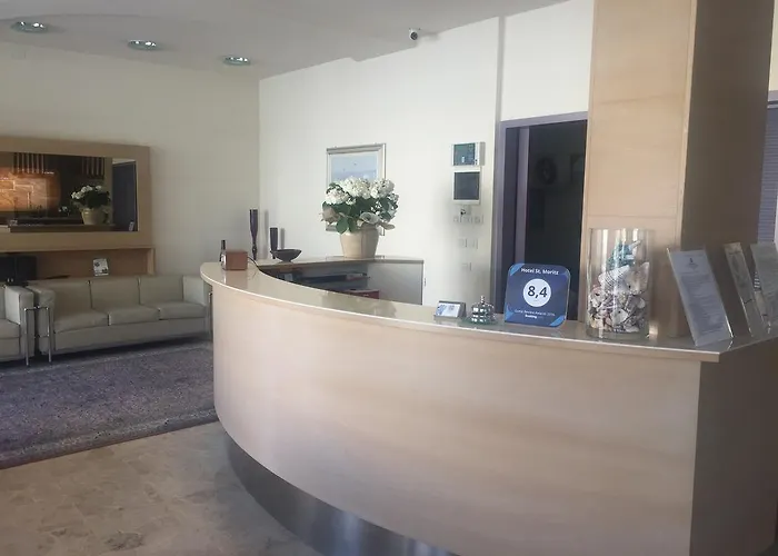 St. Moritz Ξενοδοχείο