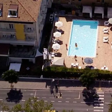 St. Moritz Ξενοδοχείο